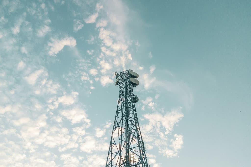 TELECOMMUNICATIONS